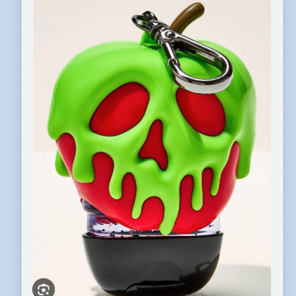 Disney Villains-Limited Edition Poisoned Apple, Pocket Bac Holder- NWT